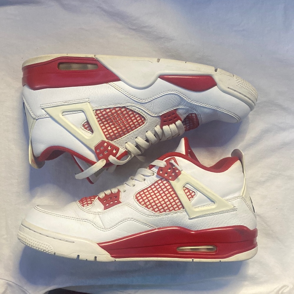 Jordan 4 alternate 89